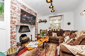 6 Bedroom City Centre Townhouse