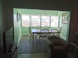Seawatch Inn at the Landing
