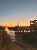 Seawatch Inn at the Landing