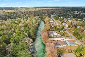 Weeki River Lodge Star5vacations