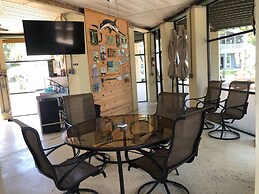 Weeki River Lodge Star5vacations