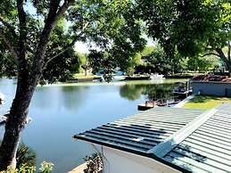 Weeki River Lodge Star5vacations