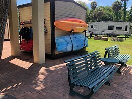 Weeki River Lodge Star5vacations