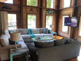 Weeki River Lodge Star5vacations