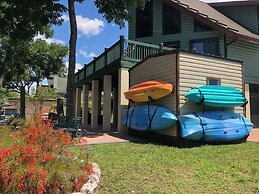 Weeki River Lodge Star5vacations