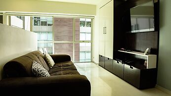 Tiny Apartment with Rooftop pool y GYM