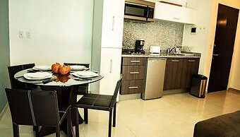 Tiny Apartment with Rooftop pool y GYM