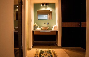 Tiny Apartment with Rooftop pool y GYM