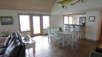 Nautilus at Crook Point