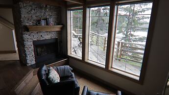 Nautilus at Crook Point