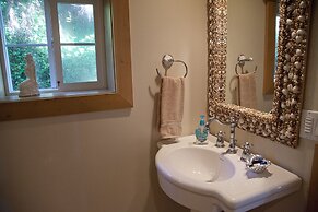 Nautilus at Crook Point