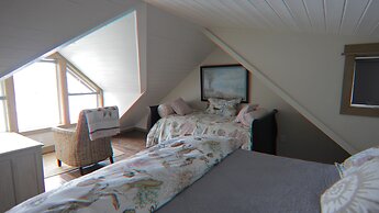 Nautilus at Crook Point