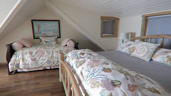 Nautilus at Crook Point