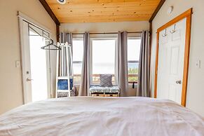 Beach Bungalow at Crook Point
