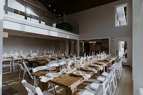 Mervue Estate at Crook Point