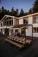 Mervue Estate at Crook Point