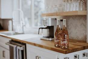 Mervue Estate at Crook Point