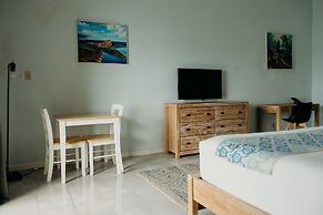 Grapetree Bay Hotel & Villas