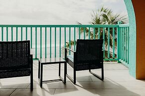 Grapetree Bay Hotel & Villas