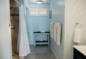 Grapetree Bay Hotel & Villas