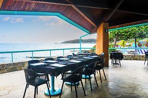 Grapetree Bay Hotel & Villas