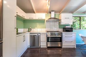 Treetops - Forest Escape - Onetangi