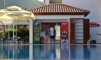 Giannis Studios Alykes