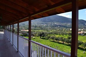 Giannis Studios Alykes