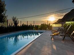 Holiday Home Mons Aureus