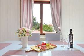 Holiday Home Mons Aureus