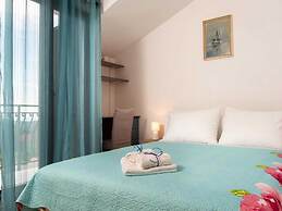 Holiday Home Mons Aureus