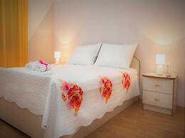 Holiday Home Mons Aureus