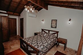 Tetrapole Boutique Hotel