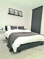 1-bedroom Aprt in Salford- Freeparking- Sleeps3