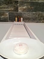 1-bedroom Aprt in Salford- Freeparking- Sleeps3