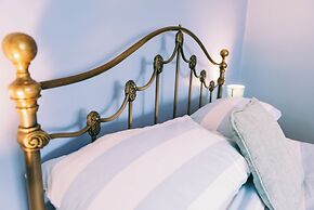 Cozy Scarning Apartment for Two