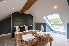 Foxes Den