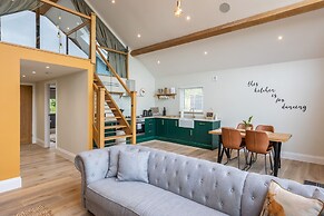 Foxes Den