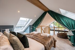 Foxes Den