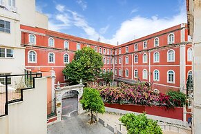 1BR Apartment - Downtown Lisbon - Chiado