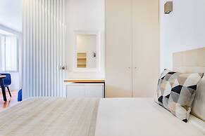 Romantic Alfama Getaway