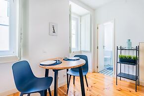 Romantic Alfama Getaway