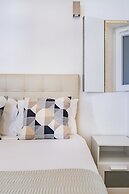 Romantic Alfama Getaway