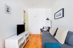 Romantic Alfama Getaway