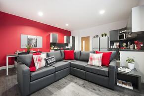 Yugo Explore - Arran House