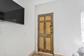 1BD Mnt View Suitehikingdogs Welcome!