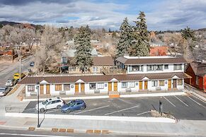1BD Suitenear Old Colorado City & Hiking!dogs Welcome!