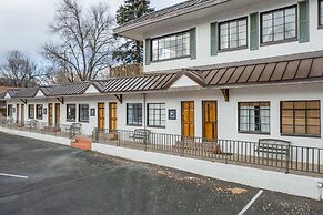 1BD Suitenear Old Colorado City & Hiking!dogs Welcome!