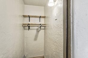 1BD Suitenear Old Colorado City & Hiking!dogs Welcome!