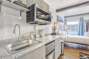 1BD Cozy Suiterestaurants & Hiking!dogs Welcome